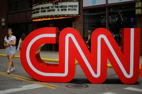 CNN, Axios ve diğer yayıncılar, Google'ın yapay zeka haber programına katılıyor.