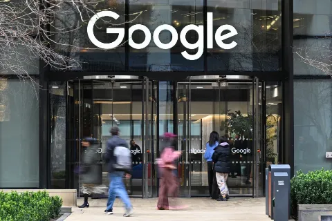 Google, veri merkezlerini "doğru şekilde" inşa edebileceğini iddia ediyor.