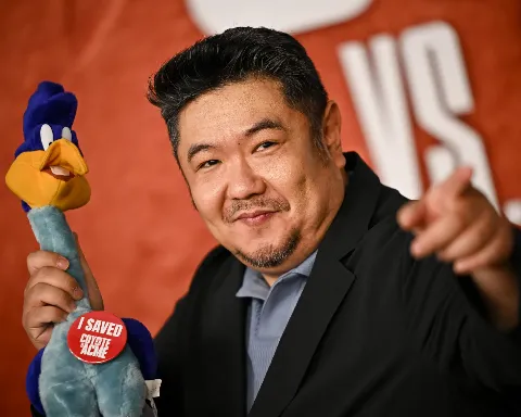 Bugs Bunny ve Daffy Duck'ın seslendirmeni Eric Bauza, 46 yaşında hayatını kaybetti.