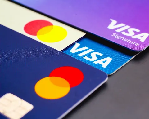 Visa ve Mastercard'a, 5 milyar sterlinlik dava