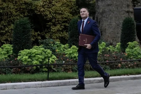 İngiltere Savunma Bakanı Wes Streeting, Pistorius ile görüşecek