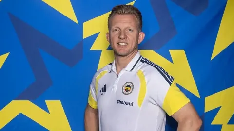 Fenerbahçe'de Dirk Kuyt dönemi başladı