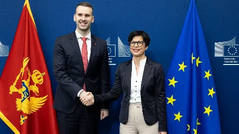 AB, yeni üyeler için daha sıkı önlemleri görüşmeye başladı