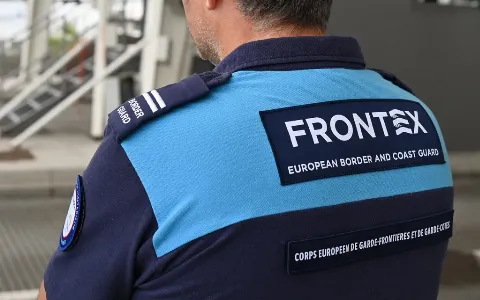 AB sınır ajansı'na, sosyal medyayı izleme konusunda ilginç yetki
