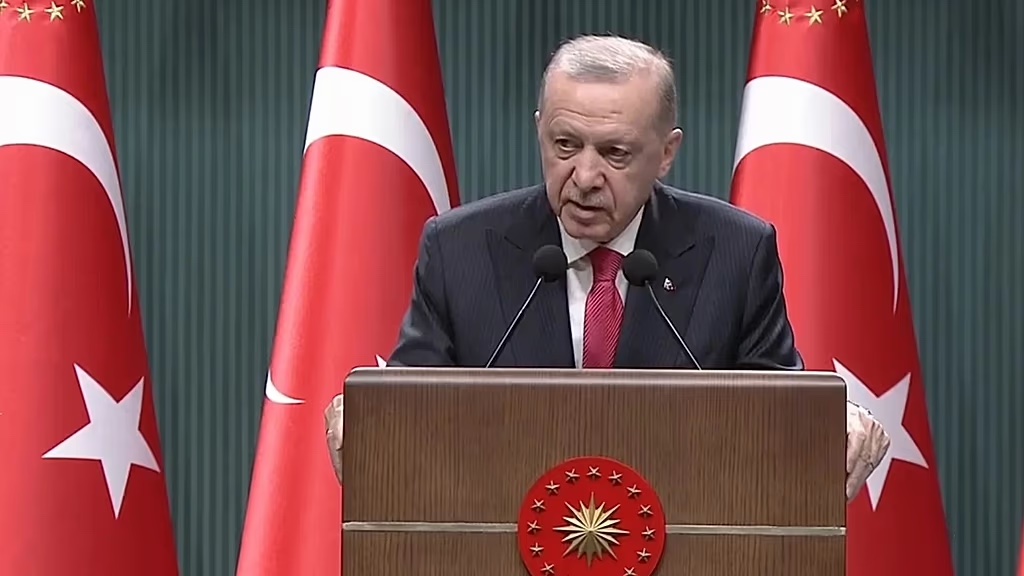 Erdoğan, CHP’den istifa eden Özlem Vural Gürzel Açıklaması