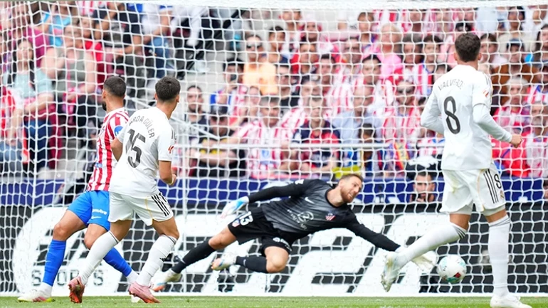 Atletico hezimeti sonrası İspanya'da gündem Arda Güler! 'Alonso'nun radikal kararı kaderini belirledi! Cristiano Ronaldo - Mesut Özil ikilisi gibi'