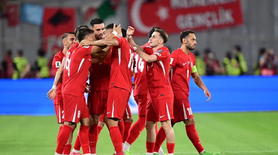 Bulgaristan - Türkiye Maçında Milllier İlk dış saha galibiyetini farklı skorla aldı: 1-6