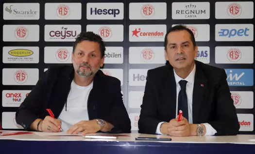 Hesap.com Antalyaspor'da Erol Bulut ile 2 yıllık sözleşme imzalandı