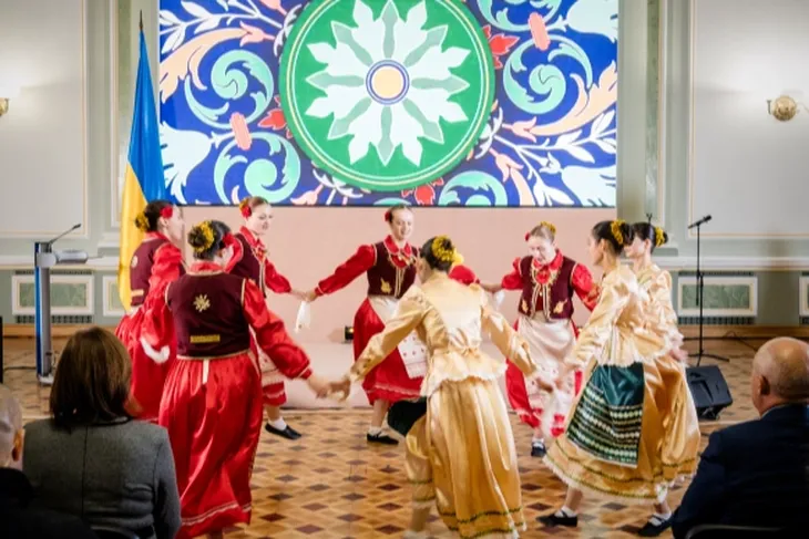 Ukrayna’da Gagauz Kültür Günü: Bakan Sıbiha’dan sürpriz çağrı