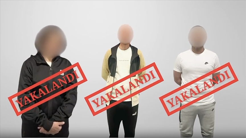 Bakan Yerlikaya duyurdu: Kırmızı bültenle aranan 3 suçlu Türkiye'ye getirildi