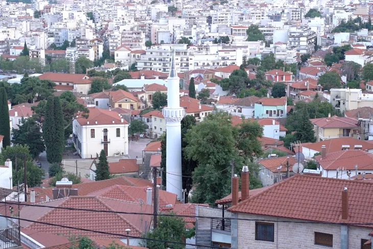 FUEN, Yunanistan'ın Türk azınlığına yönelik insan hakları ihlâllerini raporladı