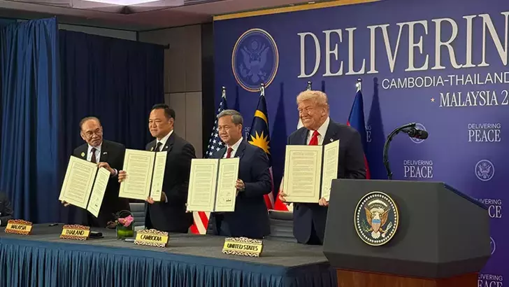 Tayland ve Kamboçya ‘barış anlaşması’ imzaladı