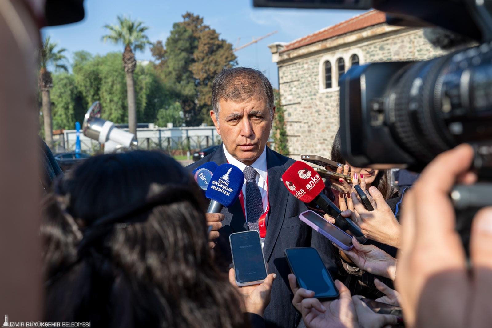 “Hepimizin boynunun borcu, ben üzerime düşeni yapıyorum”