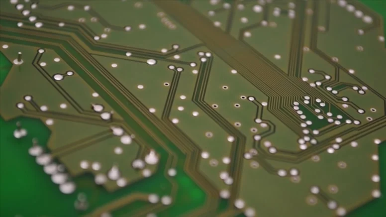 Küresel çip savaşı büyüyor: Hollanda’nın el koyduğu şirket krizi derinleştirdi