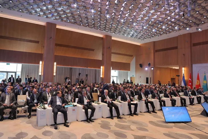 Türk dünyasının ulaştırma vizyonu Taşkent’te masaya yatırıldı