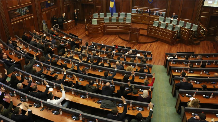 Yeni hükümetin güven oyu alamadığı Kosova'da erken genel seçime gidilmesi bekleniyor