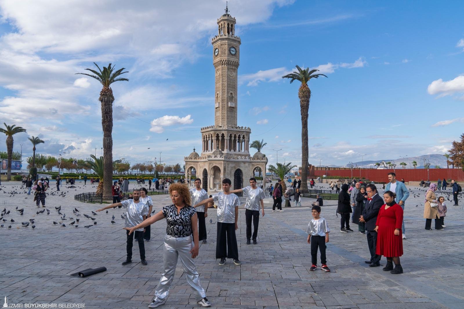 İzmir, 3 Aralık’ta “Farkında olalım, birlikte olalım” diyecek
