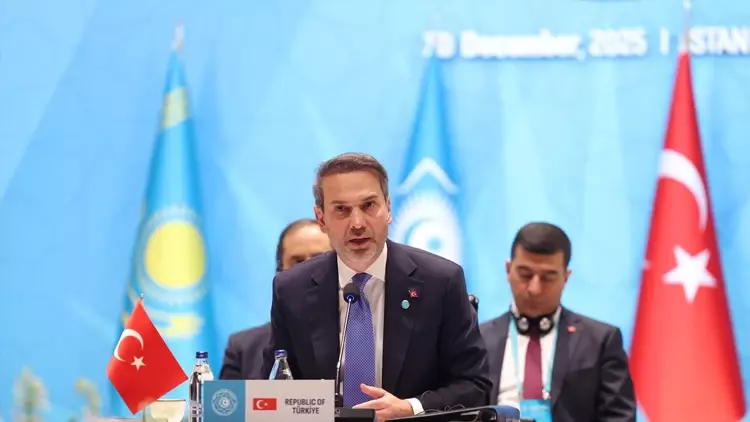 Enerji ve Tabii Kaynaklar Bakanı Alparslan Bayraktar, Türk dünyasına “Hazar” teklifinde bulundu