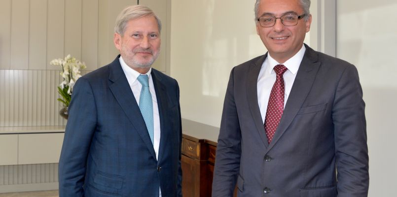 Cumhurbaşkanı Tufan Erhürman Johannes Hahn’ı kabul etti