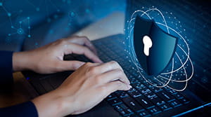 ‘Çevrimiçi Tuzağa Düşmek’: Karadağ'da Kimlik Avı Saldırıları Artıyor