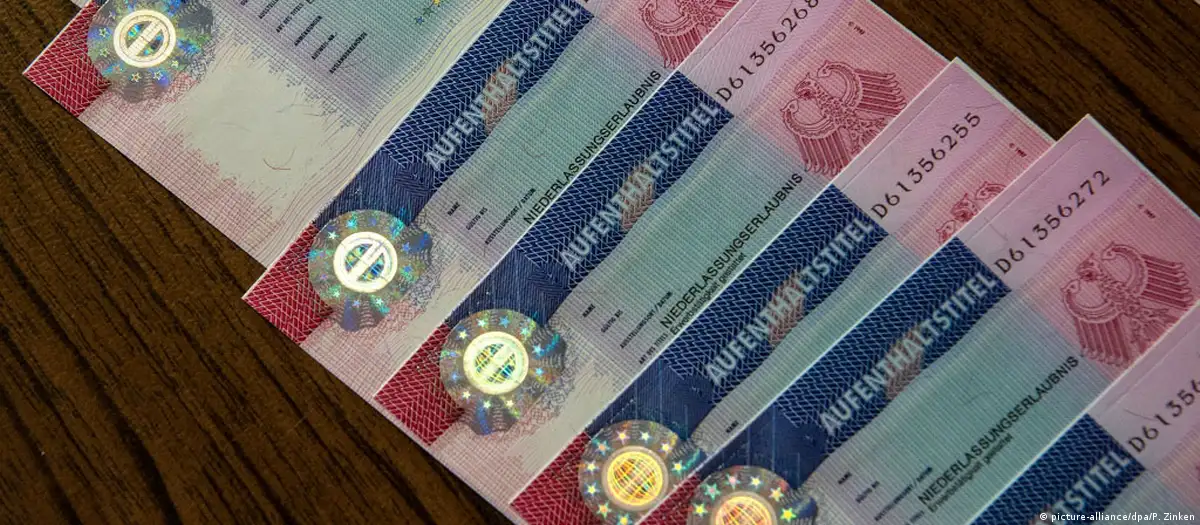 Almanya'da rüşvet karşılığı oturma izni skandalı