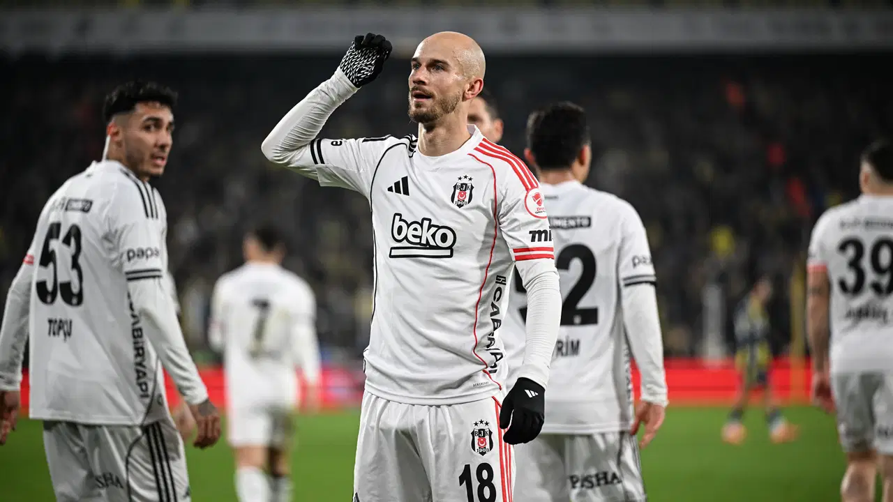Dev derbide kazanan Beşiktaş: Fenerbahçe 1-2 Beşiktaş