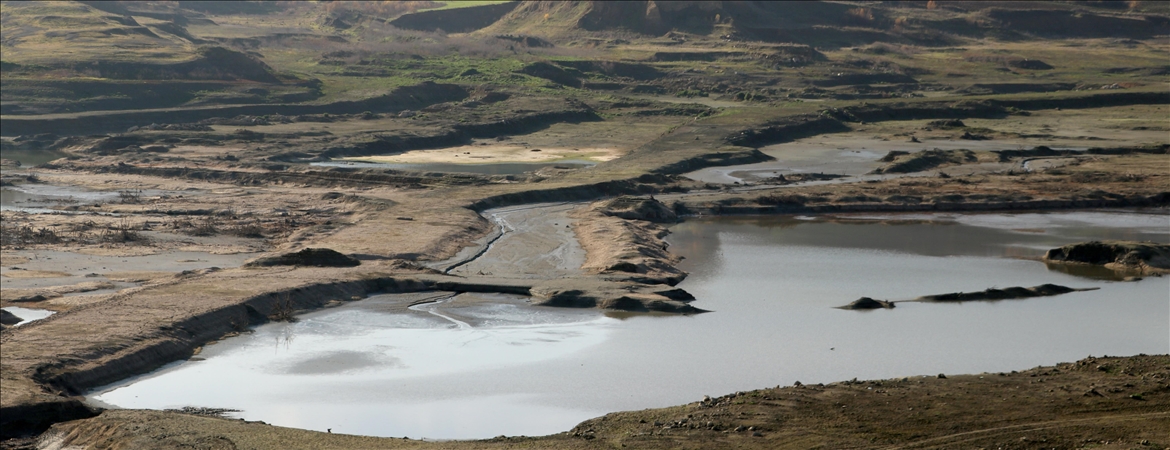 Tekirdağ'da Naip Barajı'ndan su alımı geçici olarak durduruldu