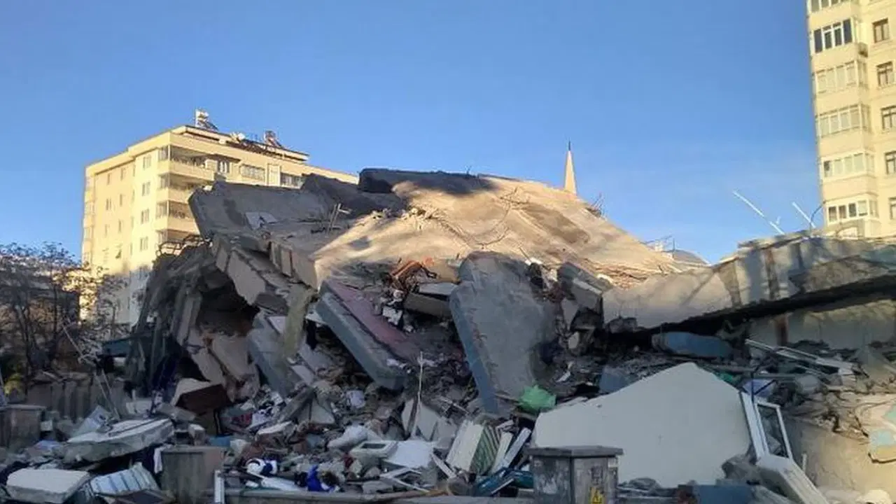 Kahramanmaraş depremlerinde 152 kişiye mezar olmuştu