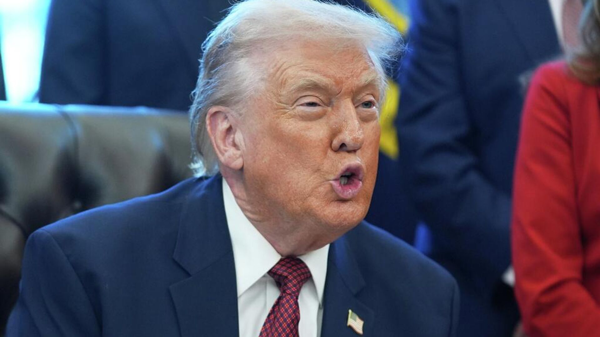 ABD Başkanı Trump'tan İran’a müdahale sinyali: 'Yardım etmeye hazırız'