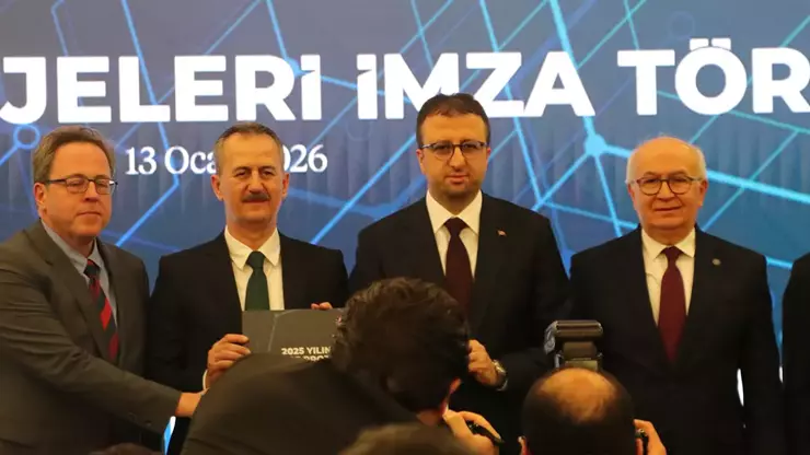 Savunma sanayiinde 14 Ar-Ge projesi için imza töreni