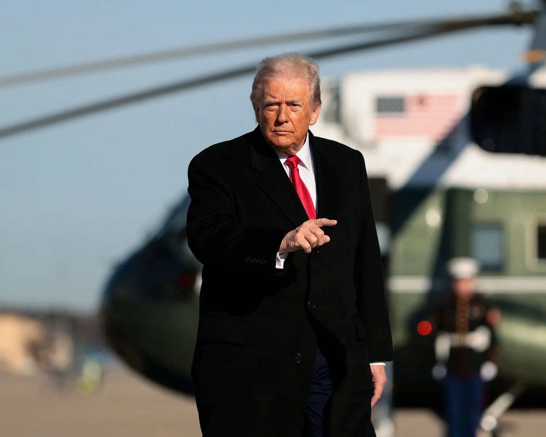 Trump, "yardım yolda" sözü verdi ve İranlılara "protestolara devam etmeleri" çağrısında bulundu.