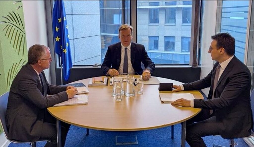 Kosova ve Sırbistan Kayıp Kişiler İçin Ortak Komisyonu Başlattı