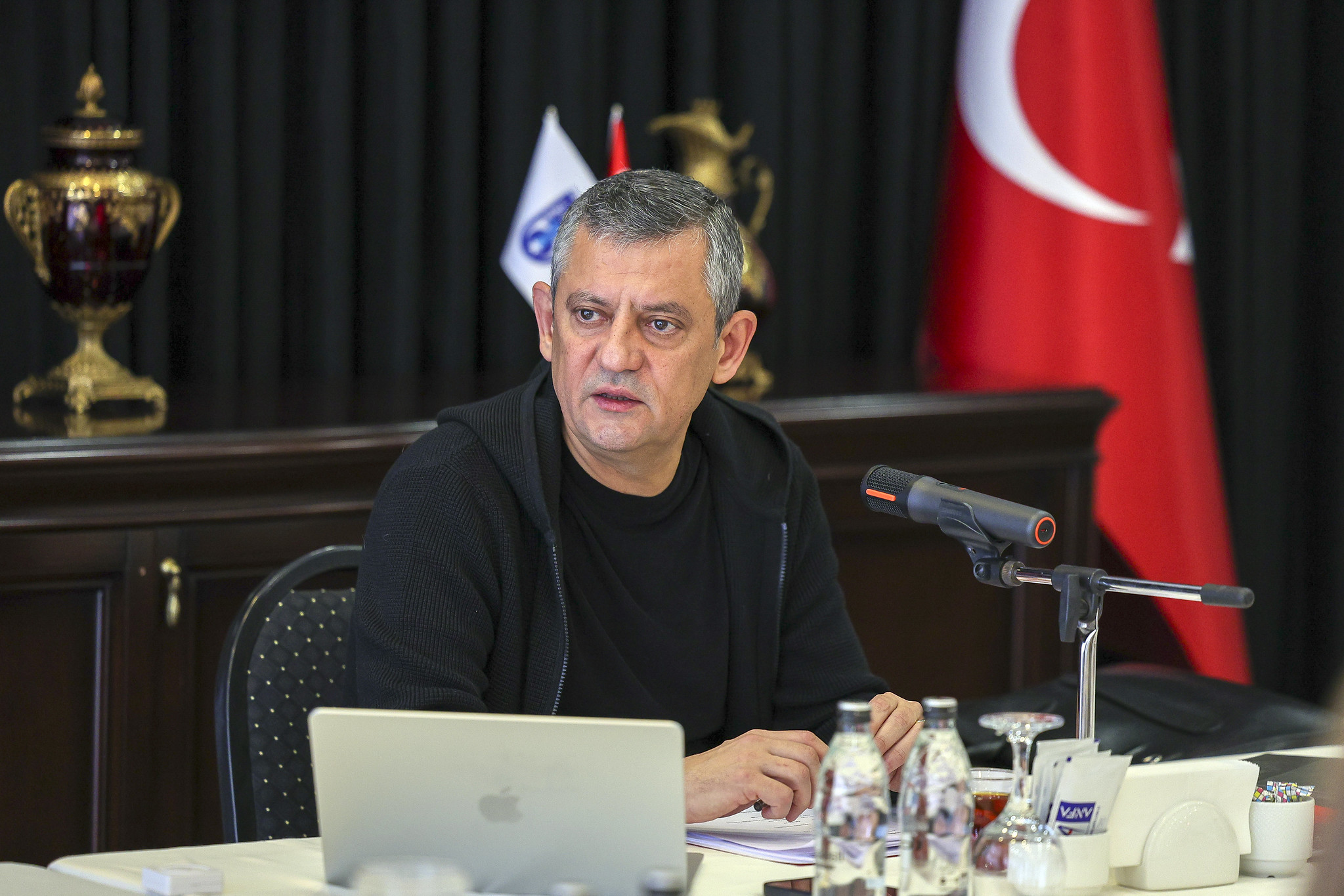 CHP Genel Başkanı Özel, CAO planlama toplantısına başkanlık etti