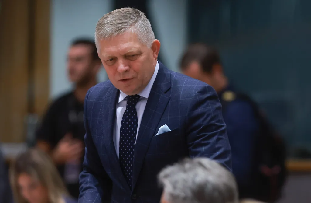 Avrupalı lider Fico, Mar-a-Lago görüşmesi sonrası Trump’ın ruh hâli karşısında şok yaşadığını söyledi.