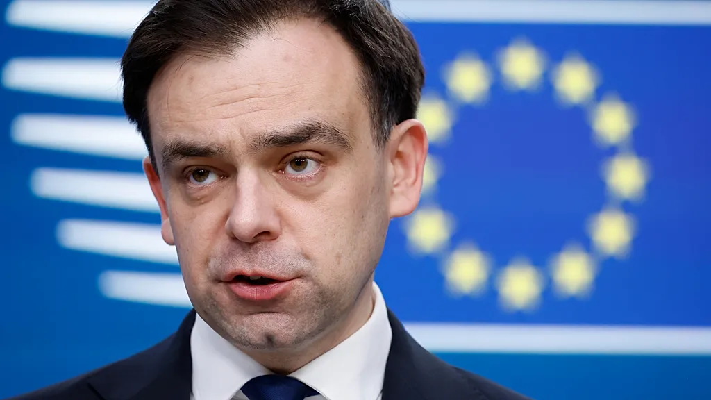 Polonya Maliye Bakanı: Euroya geçmenin avantajları olsa da zlotide kalmak ülkemiz için daha iyi