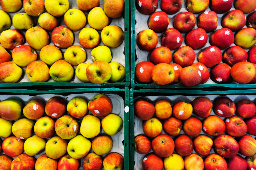 PAN Europe uyarıyor: AB elmalarında ‘pestisit kokteyli’ tespit edildi