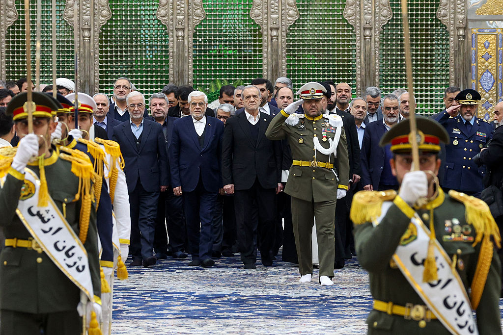 İran, misilleme olarak Avrupa ordularını “terörist gruplar” ilan etti