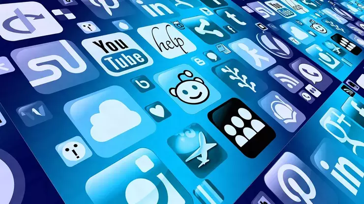 İspanya'dan sanal medyada 16 yaş yasağı