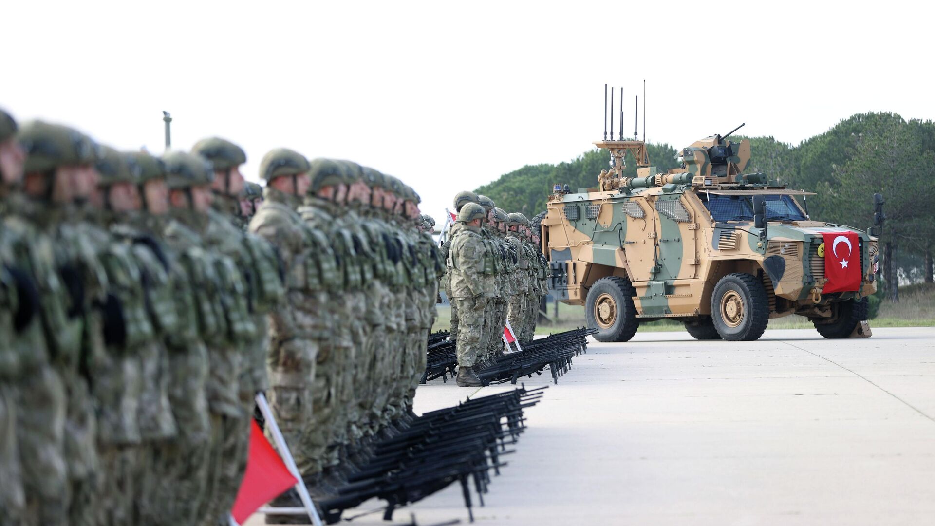 TSK 'Steadfast Dart 2026 Tatbikatı'nda: 'Burada resmen Türk askeri konvoyu var'