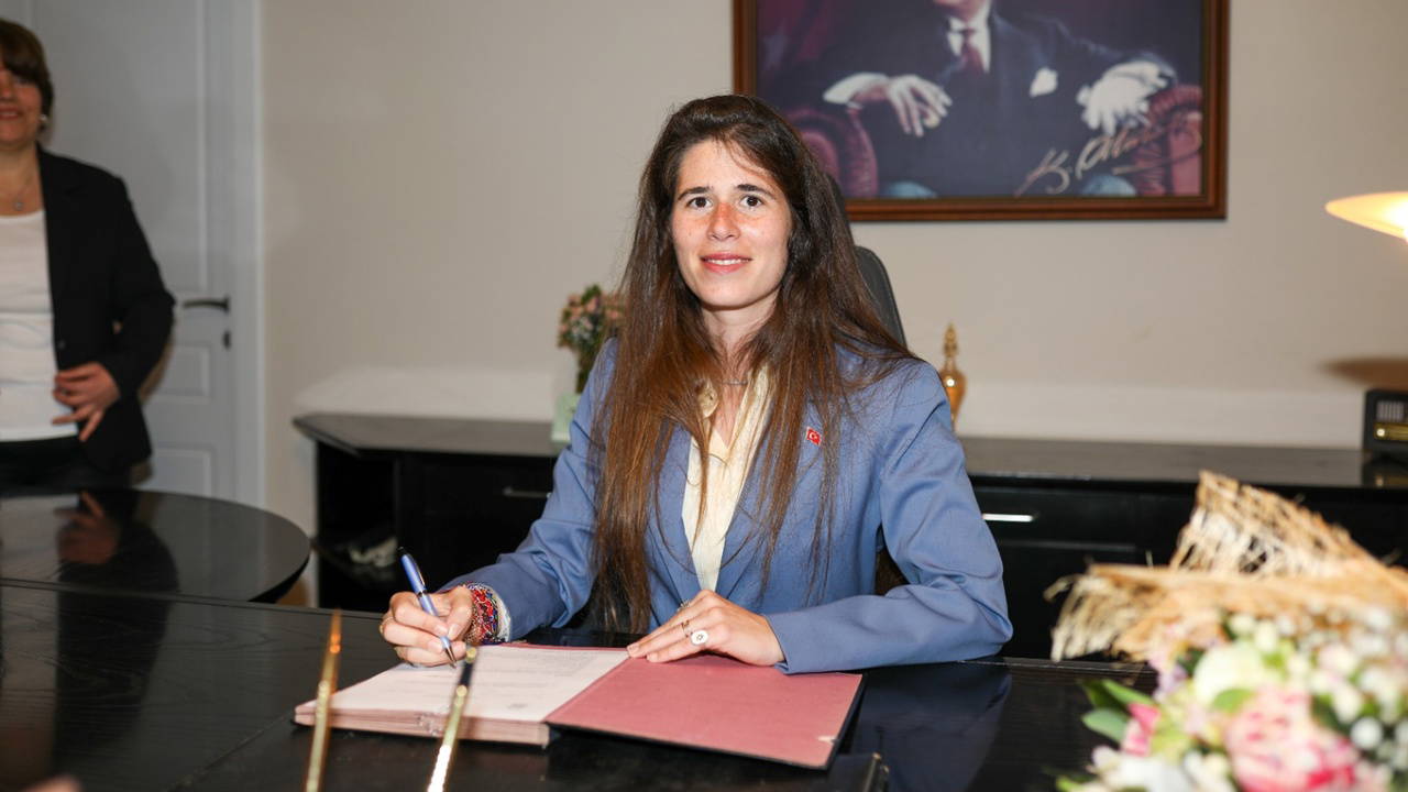 Çeşme Belediye Başkanı Lal Denizli, ifadeye çağrıldı!