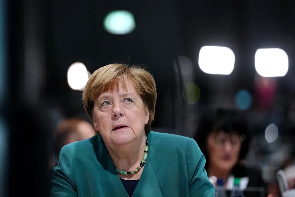 Almanya’nın muhafazakârları Angela Merkel’i neden geride bırakamıyor?