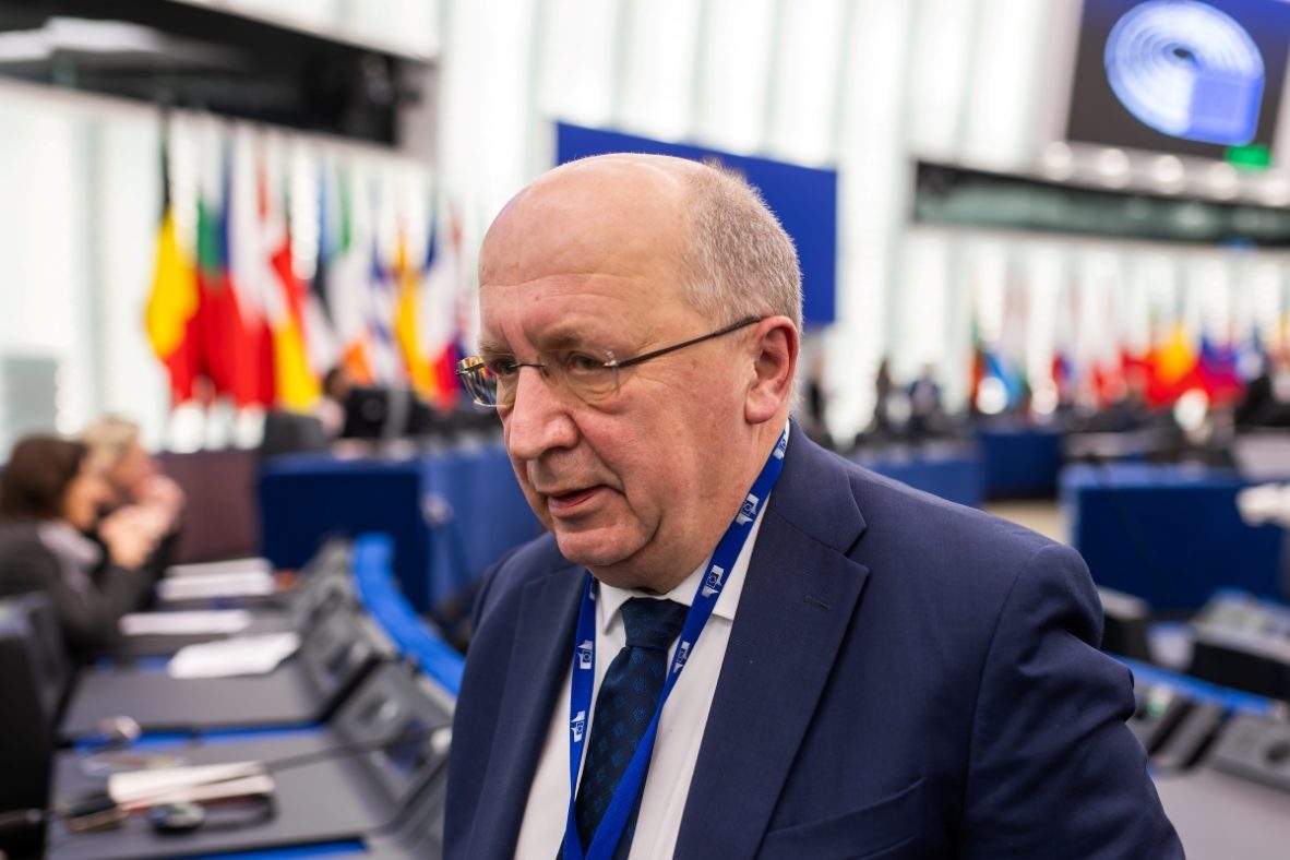 AB Savunma Komiseri, FCAS Savaş Uçağı Projesini “Başarısızlık” Olarak Nitelendirdi