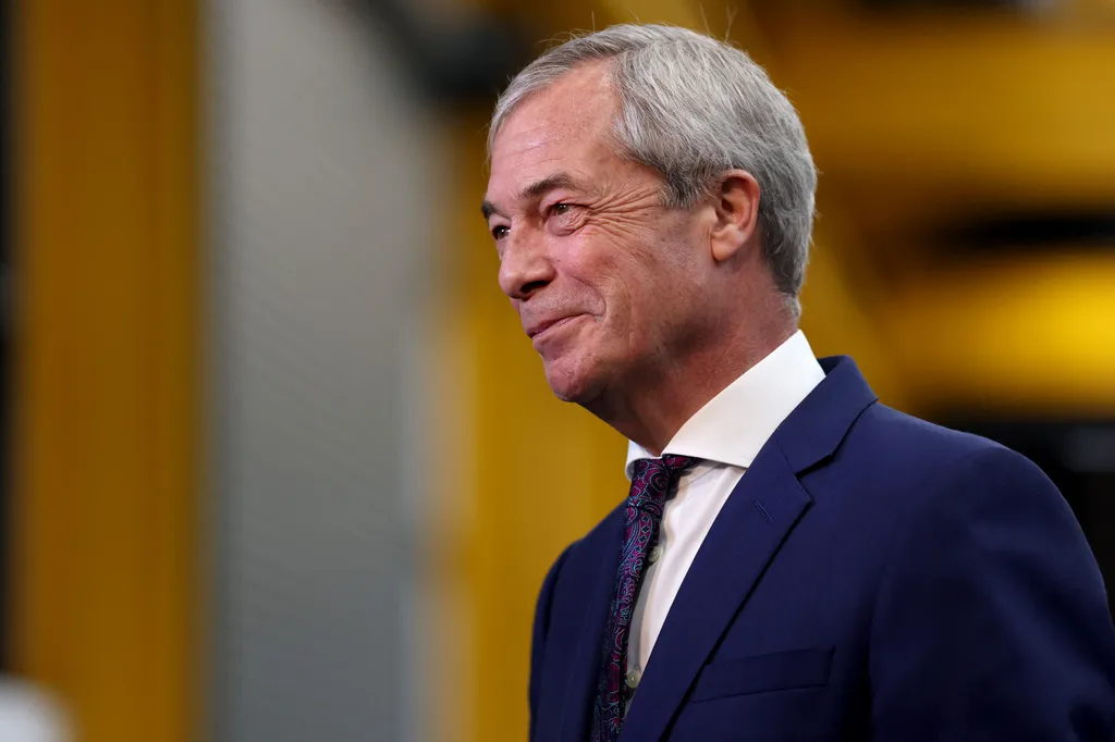 Farage, Starmer–Trump ilişkileri dip seviyeye inerken Mar-a-Lago’ya gidiyor