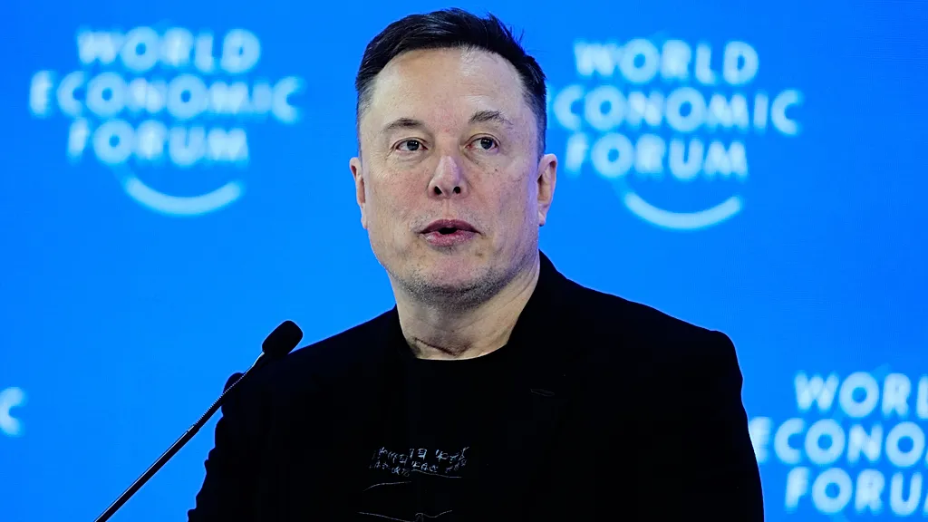 Elon Musk, SpaceX ve Tesla için çip üretim planını açıkladı