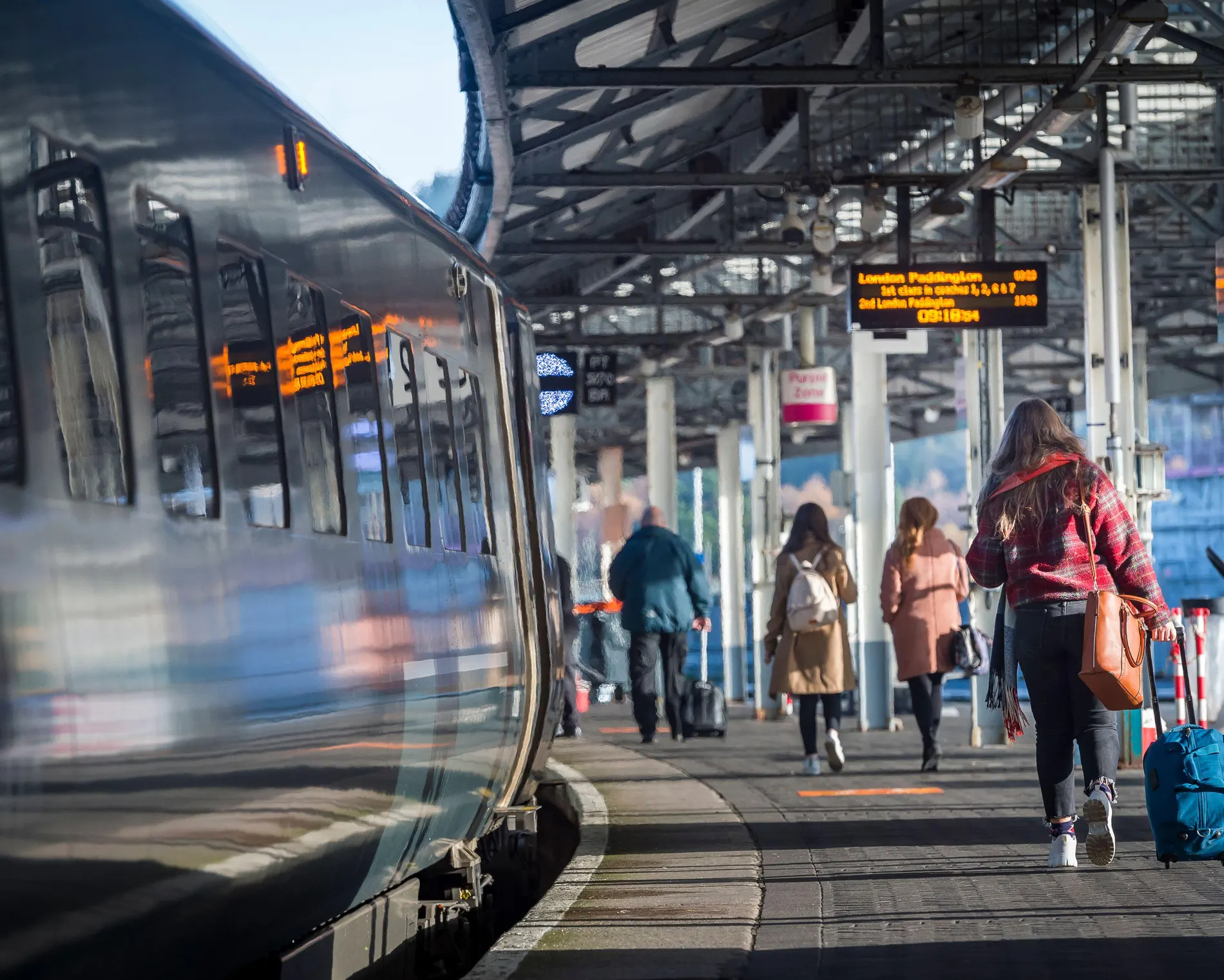 AB, gençlik hareketliliği planı için Birleşik Krallık’a “acil fren” öneriyor