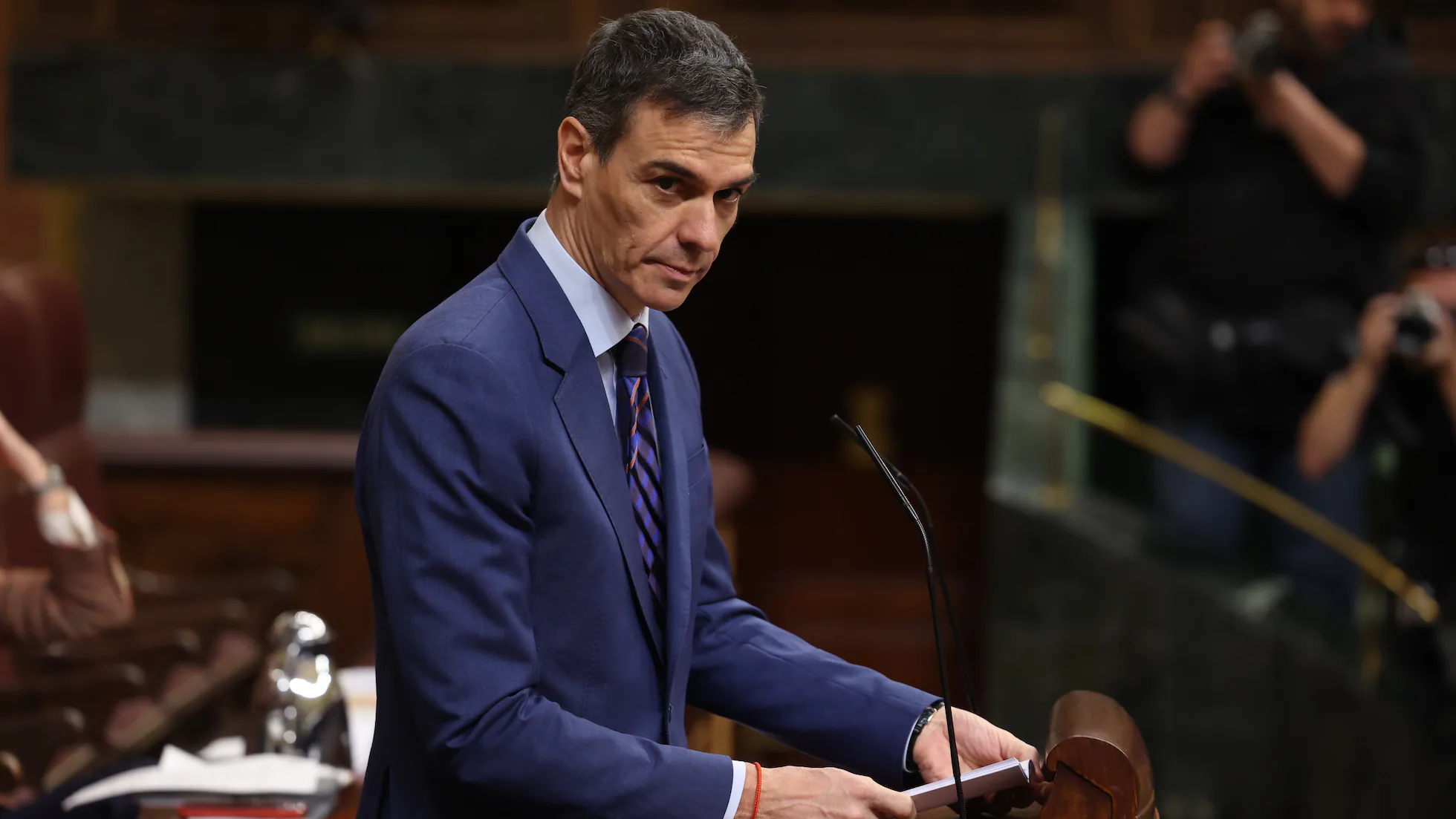 İspanya, İran savaşına dahil olan uçaklara hava sahasını kapatıyor