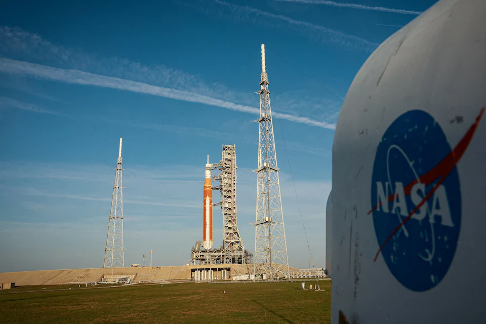 NASA, yarım yüzyıl sonra ilk insanlı Ay görevi için geri sayıma geçti