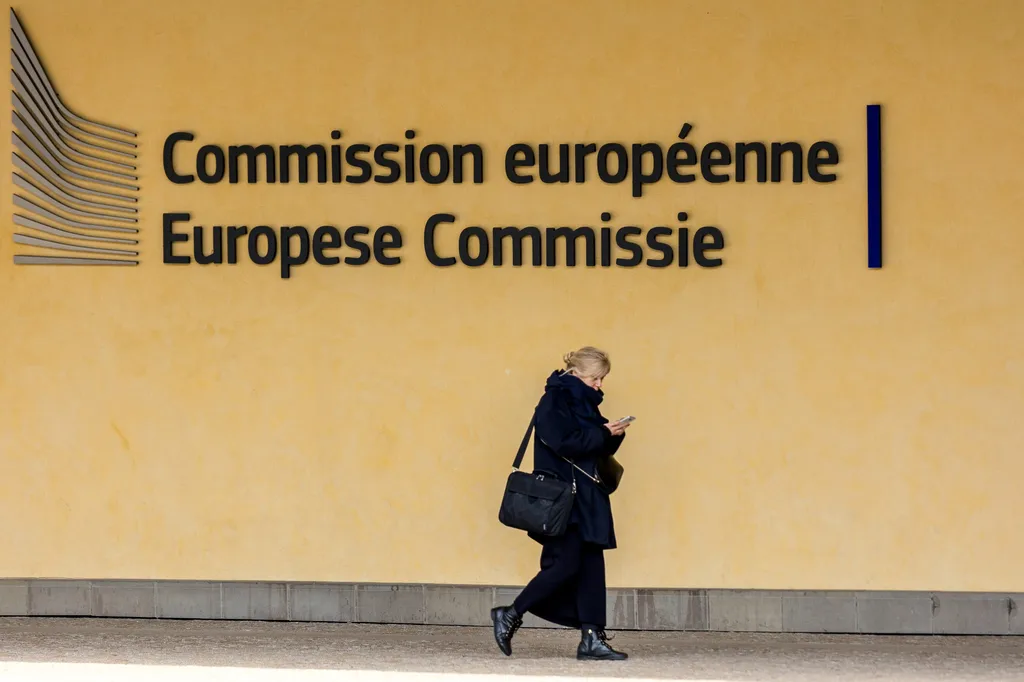 Üst düzey AB yetkililerinin Signal grup sohbeti, hacklenme korkuları nedeniyle kapatıldı