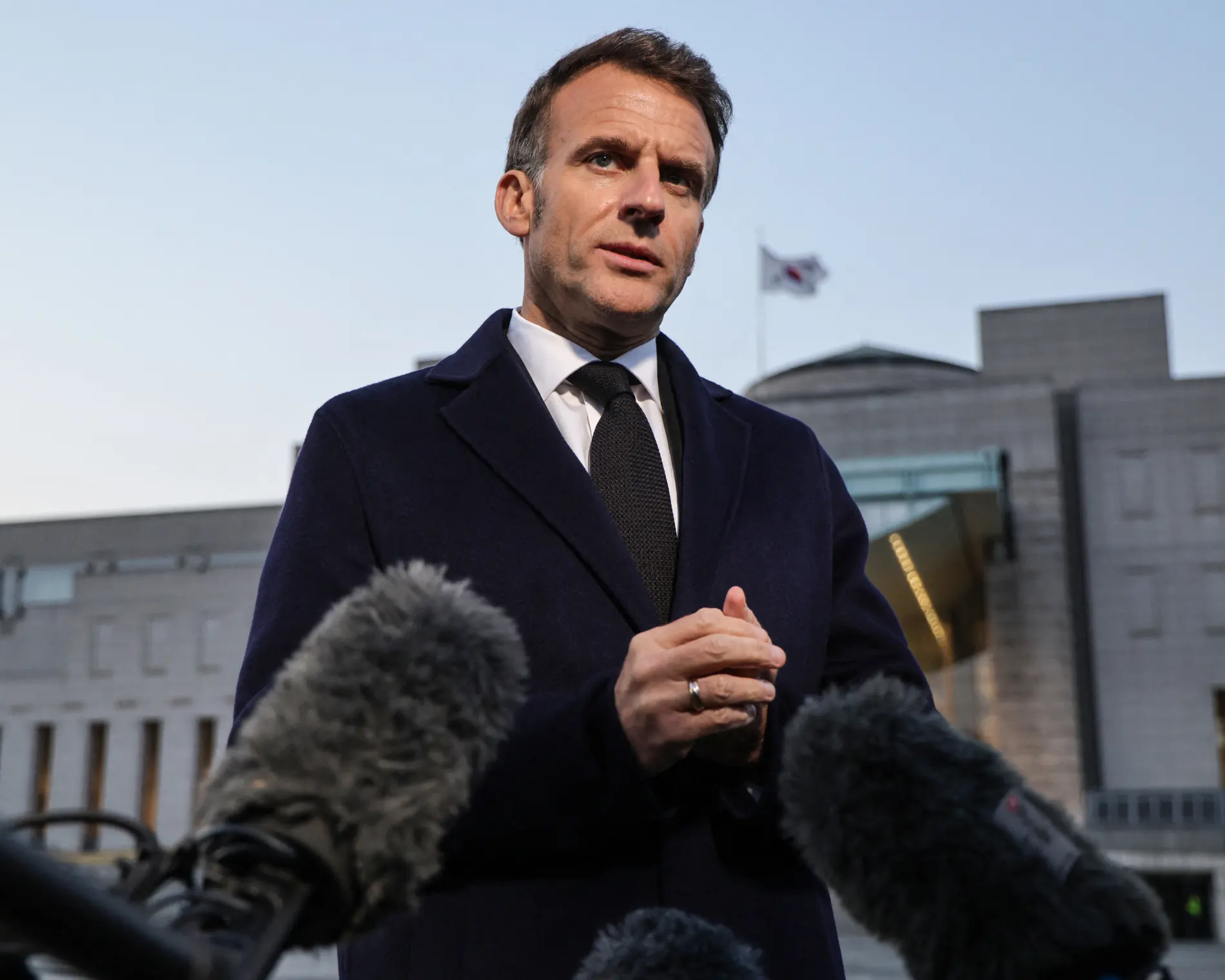 Macron'dan, Trump’a Sert Hürmüz Eleştirisi