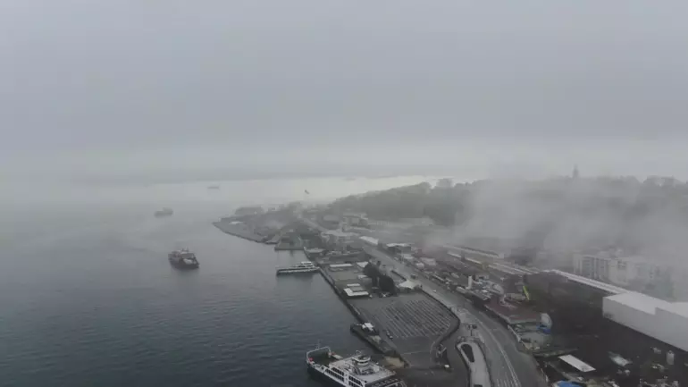 İstanbul'da sis etkili oldu